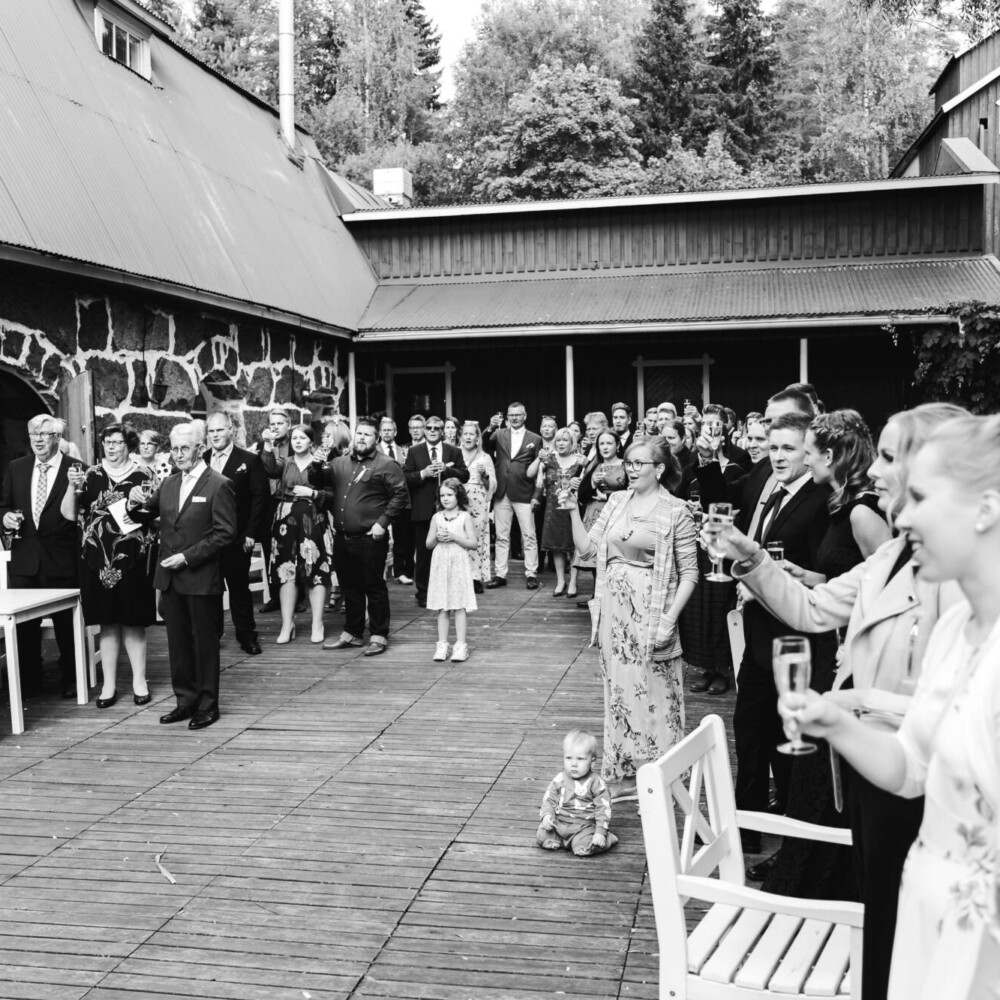 Hääkuvaus Lahti – häävieraita, juhlat 13