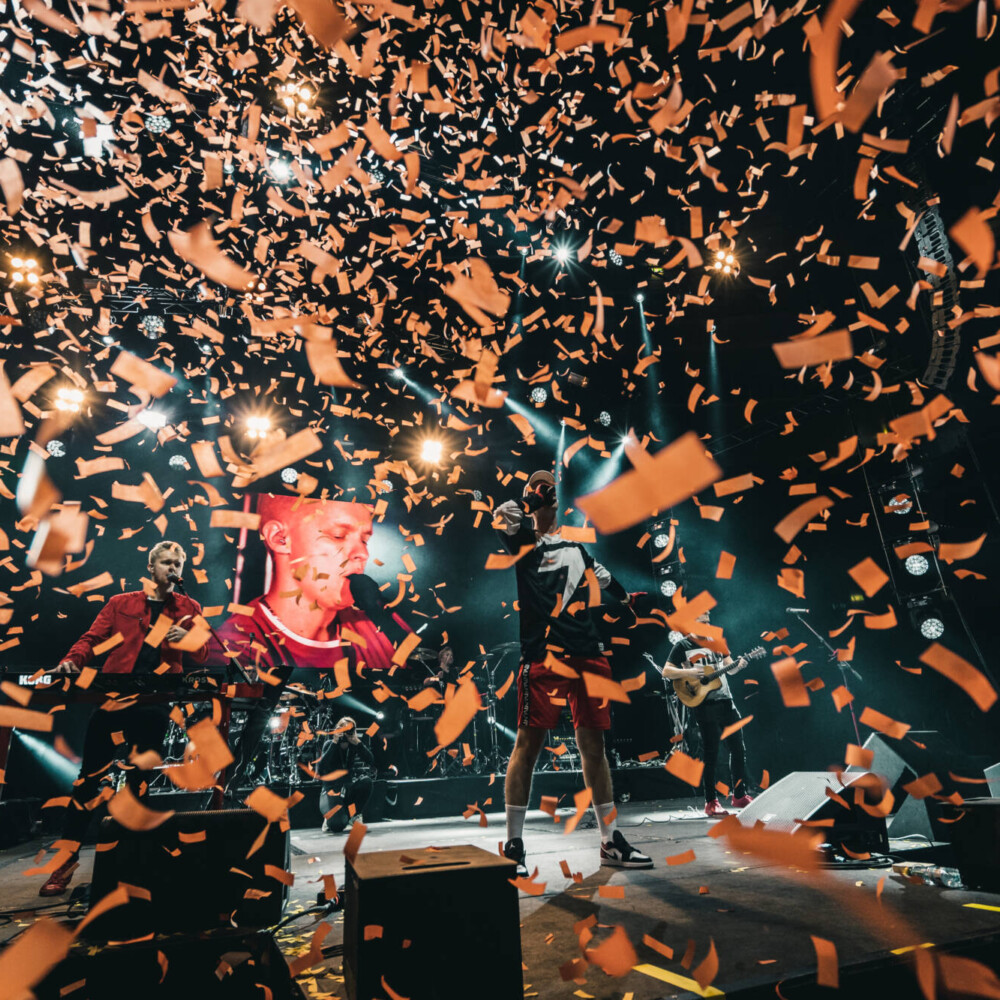 Tapahtumakuvaus Lahti – bändi lavalla konserttisalissa, tunnelmakuva 28