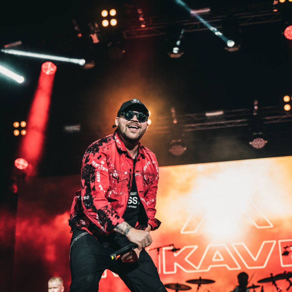 Tapahtumakuvaus Lahti – bändi lavalla konserttisalissa, tunnelmakuva, Immanuel, 25