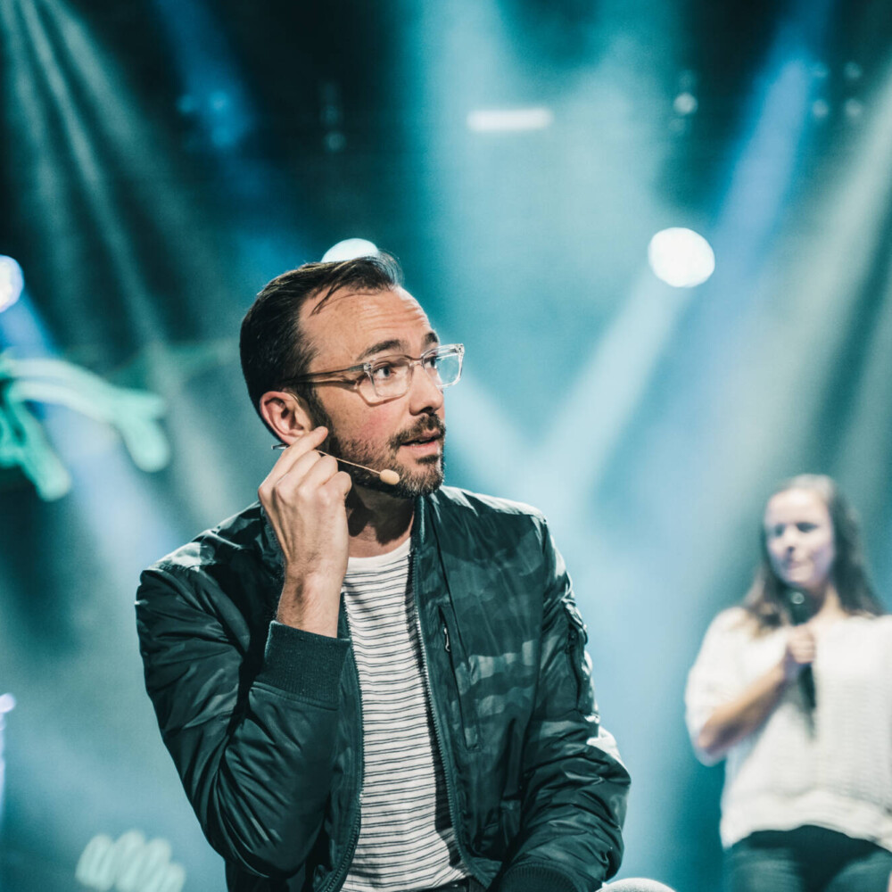 Tapahtumakuvaus Lahti – puhuja konserttisalissa, tunnelmakuva, Matt Popovits, 17